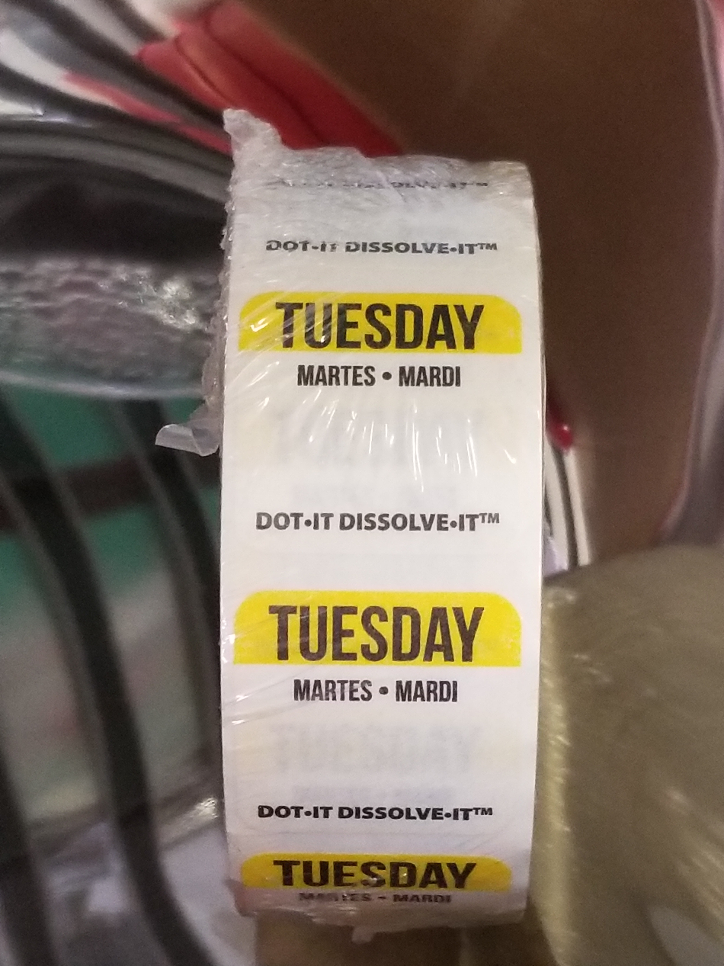 DISSOLVABLE DAY LABELS,
TUESDAY, 1,000 CT